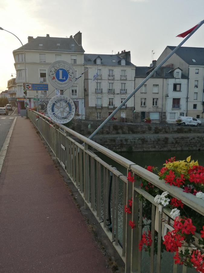 Spacieux T3 Lumineux Dans Quartier Historique Avec Wifi ريدون المظهر الخارجي الصورة